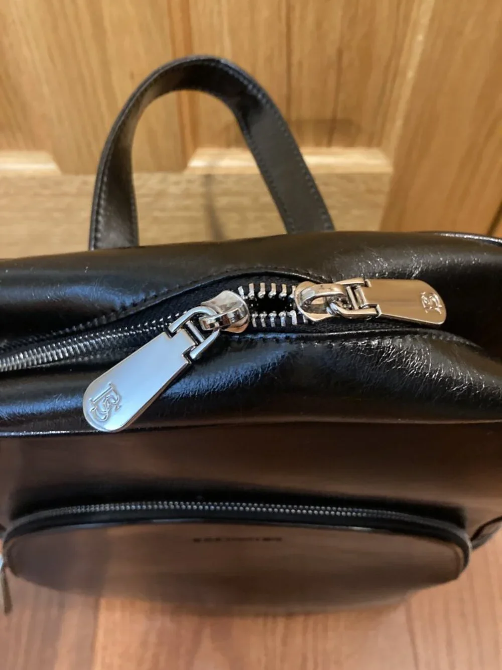 Bostanten genuine leather